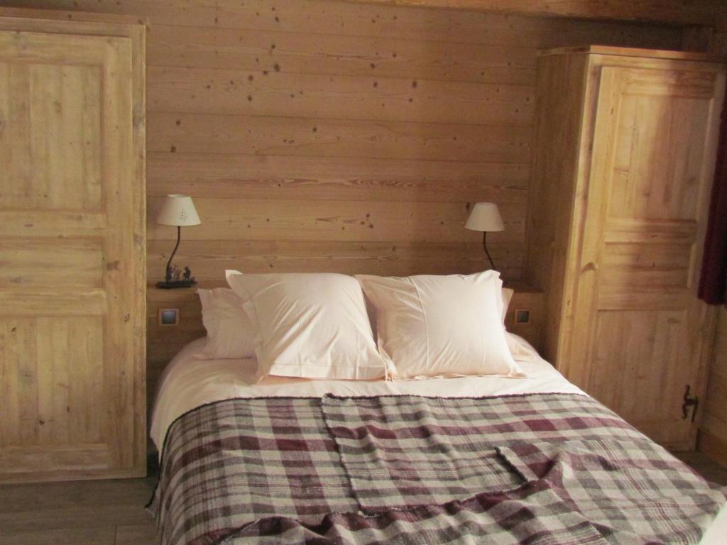Chez La Fine Bed & Breakfast Les Gets Room photo